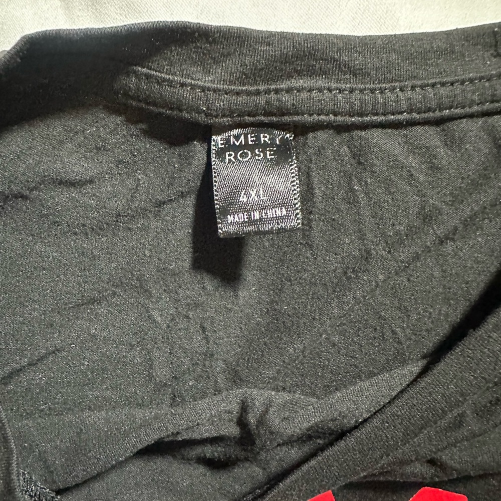Emery Rose Black American Mama Shirt - Picture 2 of 2